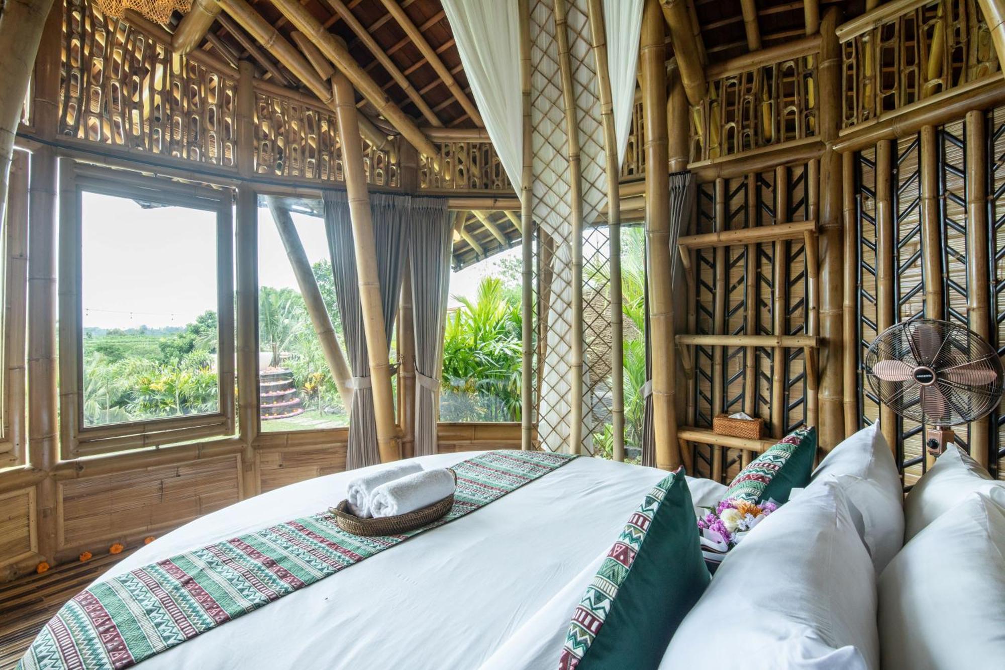 Magic Hills Bali - Magical Eco-Luxury Lodge Selat Екстериор снимка