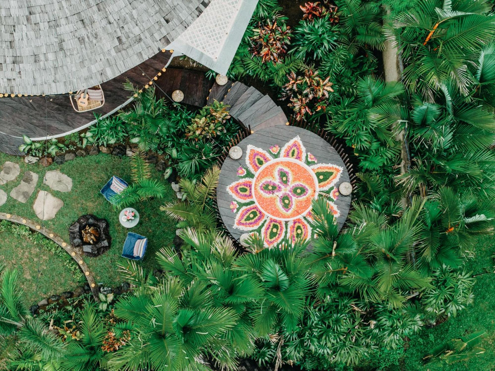 Magic Hills Bali - Magical Eco-Luxury Lodge Selat Екстериор снимка